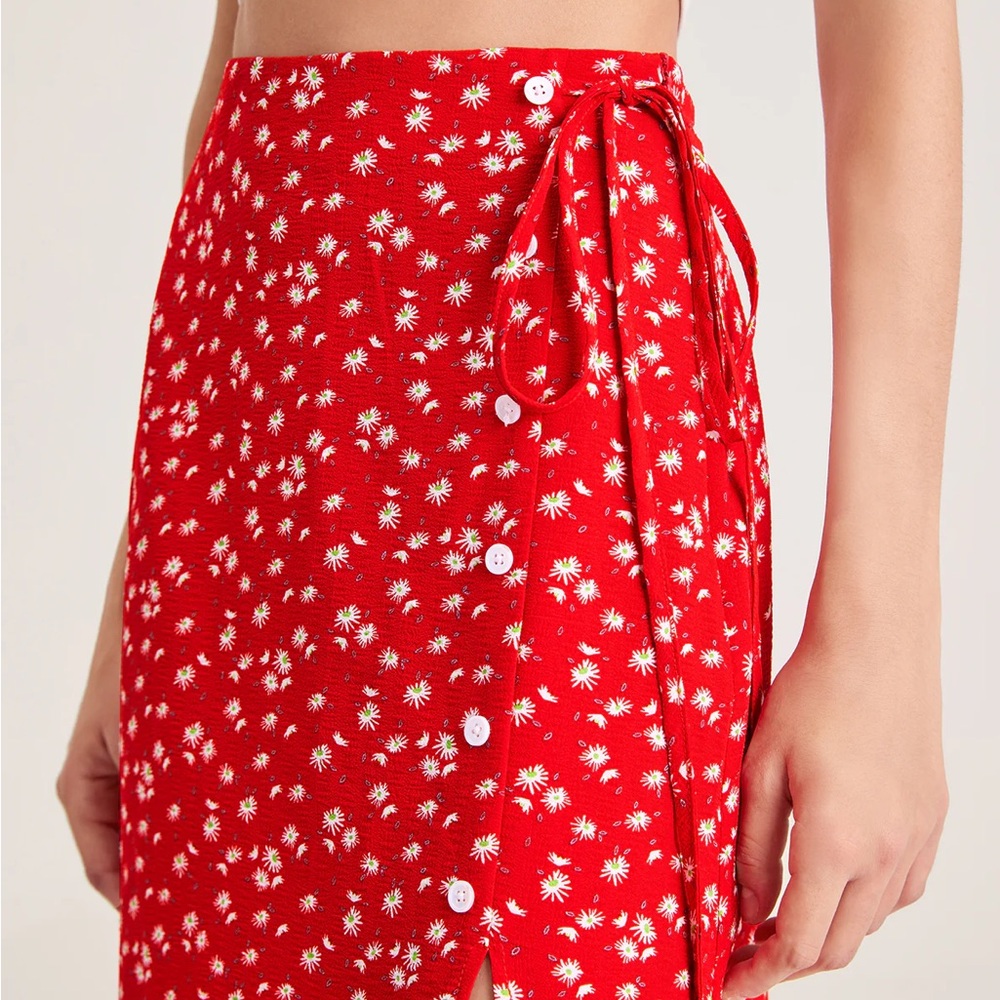 Commense | Red Floral Button Midi Skirt with Slit | Size Large